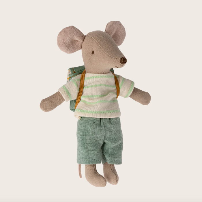 Maileg Dreiradmaus - grosse Bruder mit Rucksack, grün | maileg - toietmoi-laboutique