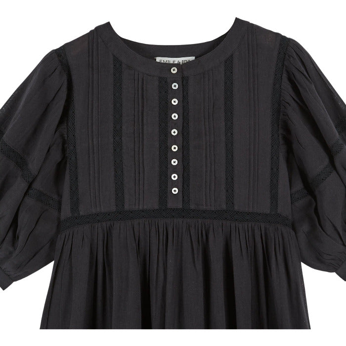 Langes Kleid mit Stickereien, schwarz | Émile et Ida - toietmoi-laboutique