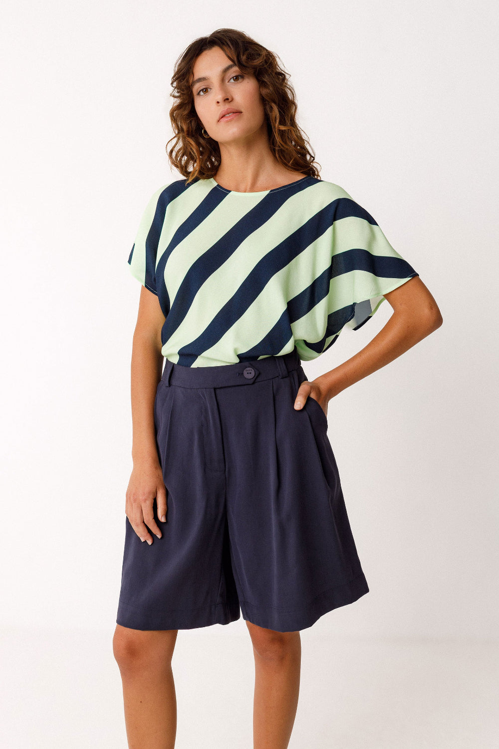Bermudashorts LAIDA, navy | SKFK - toietmoi-laboutique
