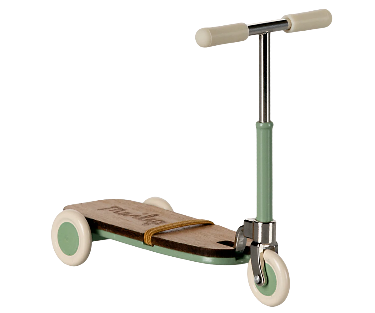 Maileg Trottinett, minzgrün | maileg - toietmoi-laboutique