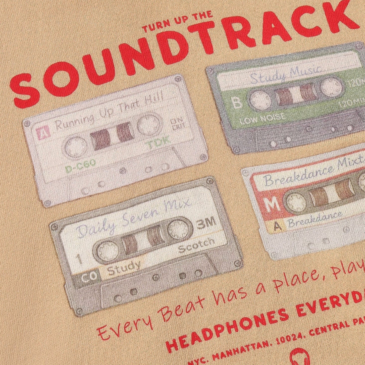 Hoodie, beige/Mixtapes | Daily Seven - toietmoi-laboutique