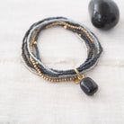 Mehrfach Glücksarmband, schwarzer Onyx/gold | a beautiful story - toietmoi-laboutique