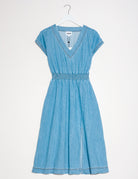Jeanskleid EASY RAY, light blue | Mademoiselle YéYé - toietmoi-laboutique