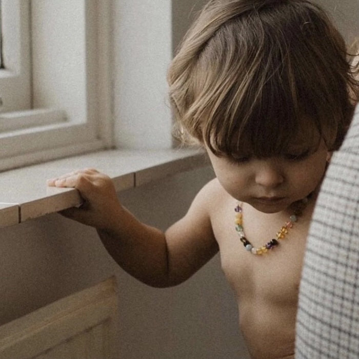 Kinderhalskette, Regenbogen | NIRRIMIS - toietmoi-laboutique