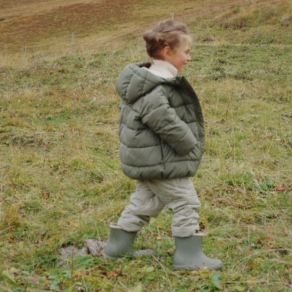 Daunenjacke, olive | Konges Slojd - toietmoi-laboutique