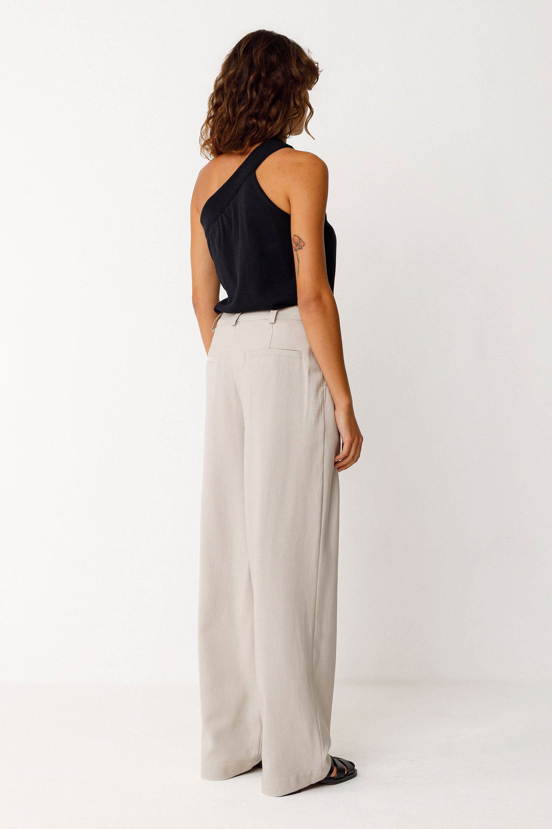 Hose HAIDE, beige | SKFK - toietmoi-laboutique