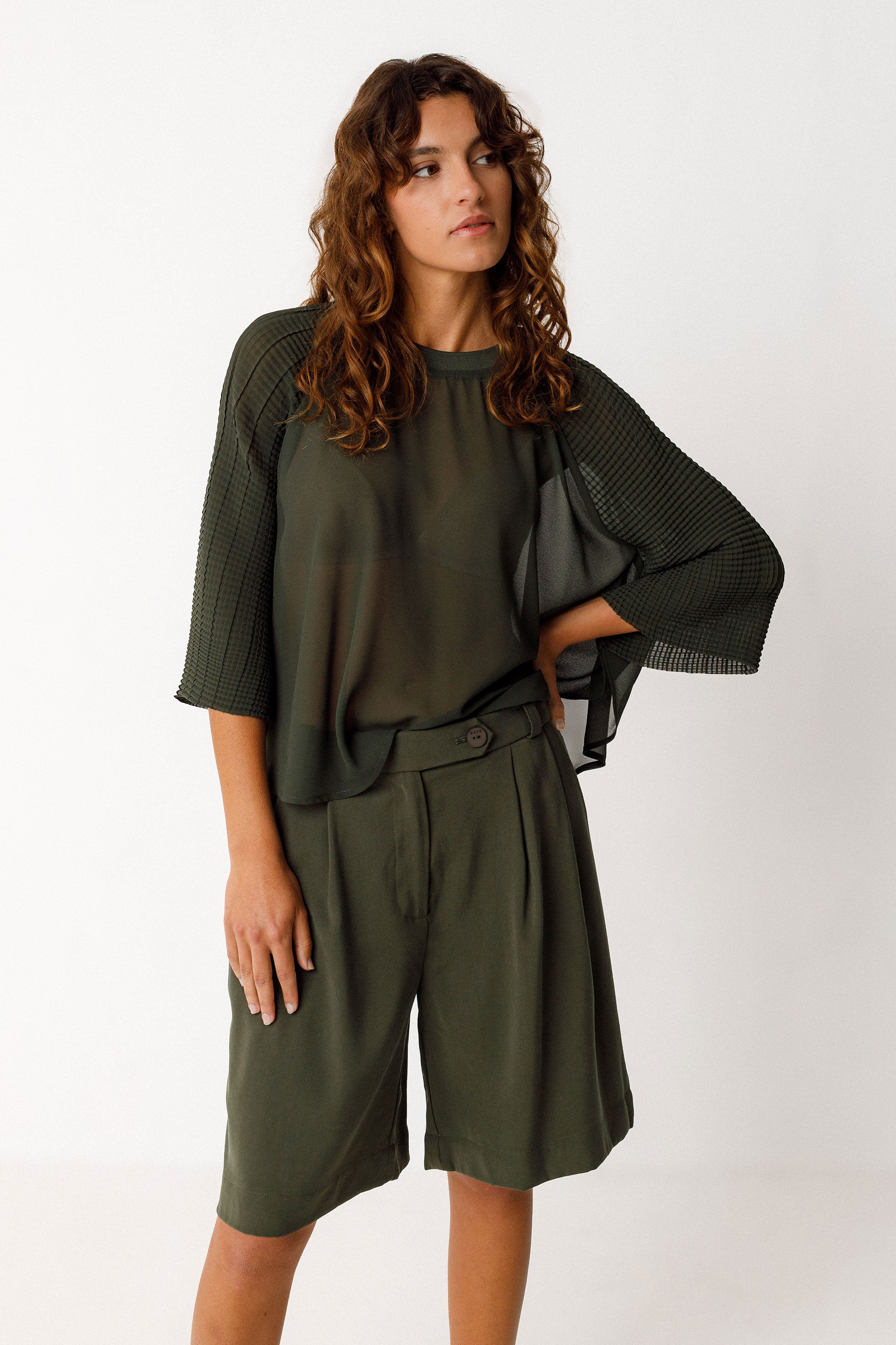 Bermudashorts LAIDA, olive | SKFK - toietmoi-laboutique