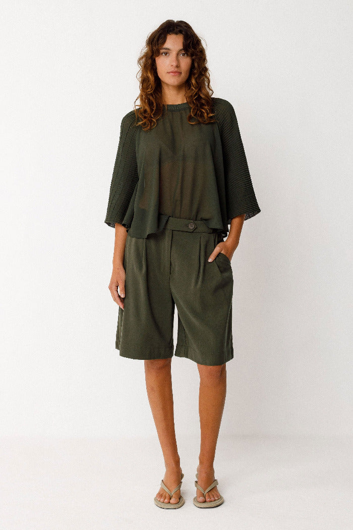Bermudashorts LAIDA, olive | SKFK - toietmoi-laboutique