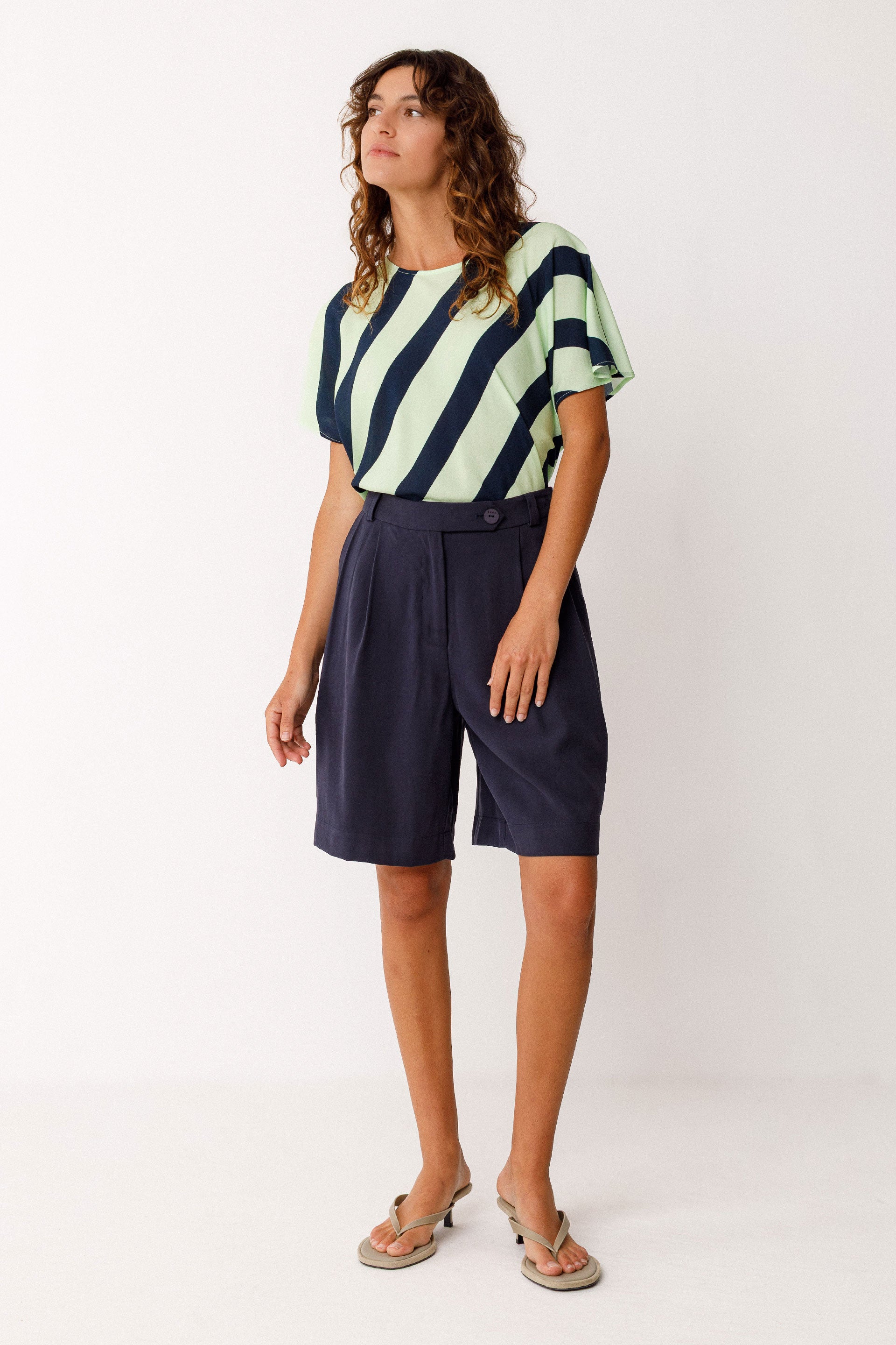 Bermudashorts LAIDA, navy | SKFK - toietmoi-laboutique