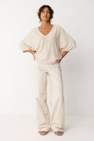 Sweater mit V-Ausschnitt OLAIA, weiss | SKFK - toietmoi-laboutique