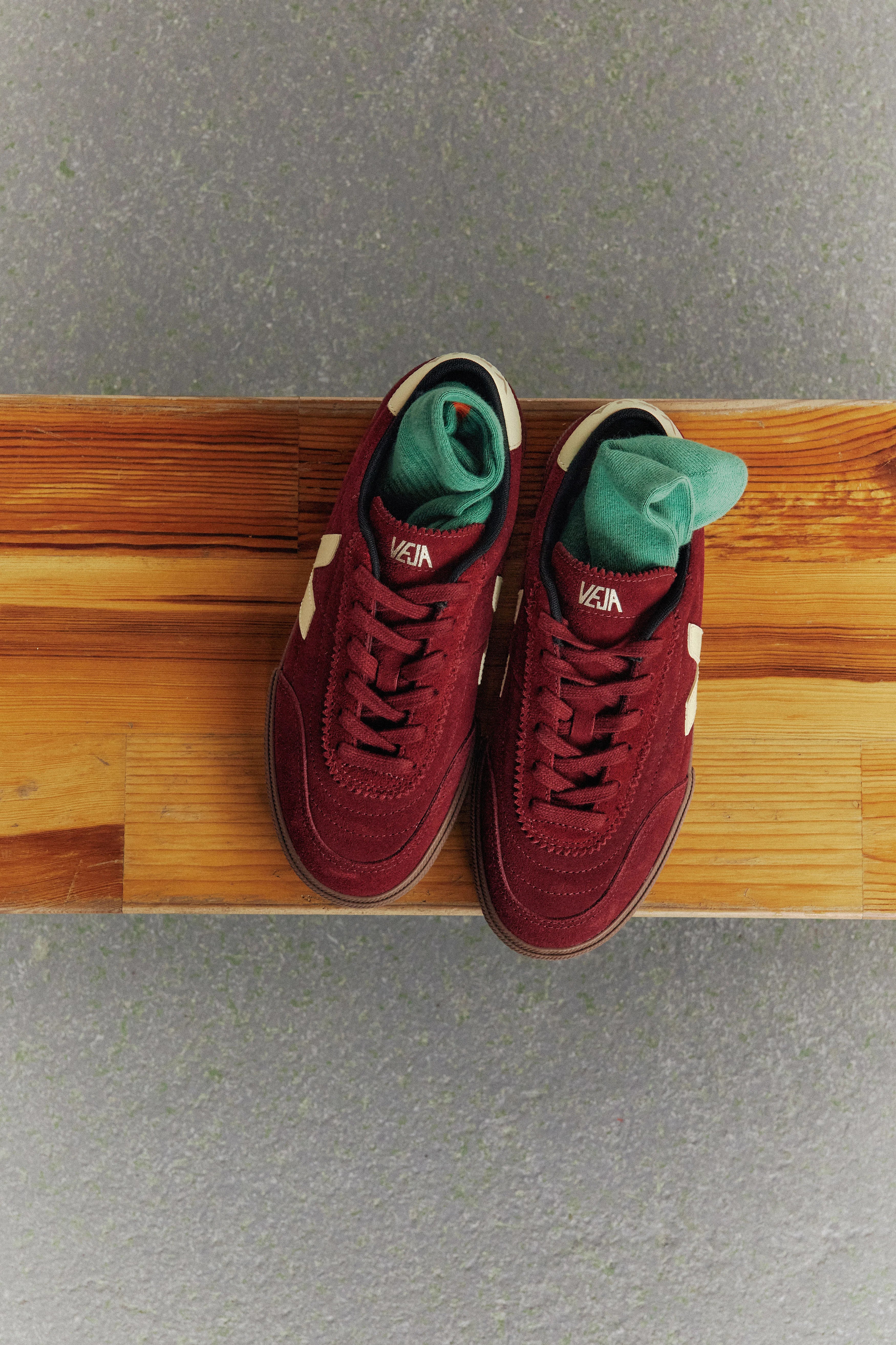Veja Damen Panenka, suede grenat_sun_bark | VEJA - toietmoi-laboutique