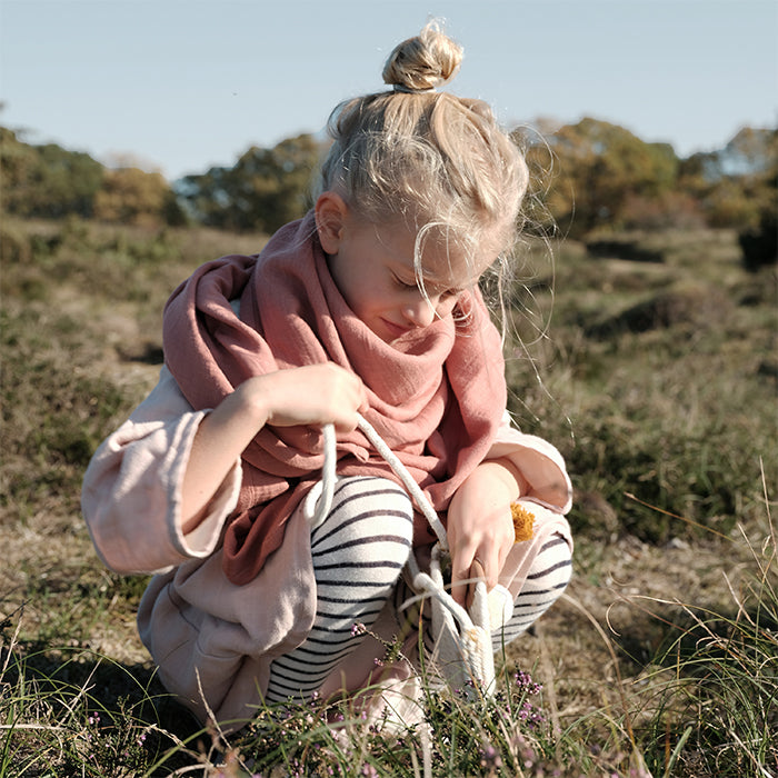Swaddle/Nuschituch, altrosa | Fabelab - toietmoi-laboutique